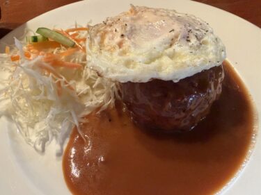 今日のお昼はスギノコムラで