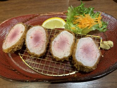 「山かつ」のとんかつ