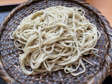 暑い時には冷たいざる蕎麦を